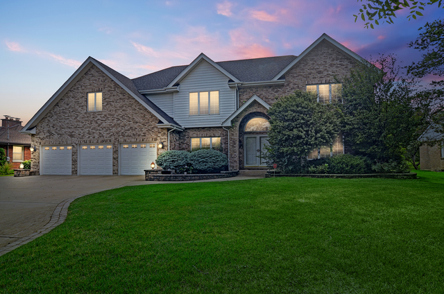 Property Photo: 7719 Drew Avenue IL 60527