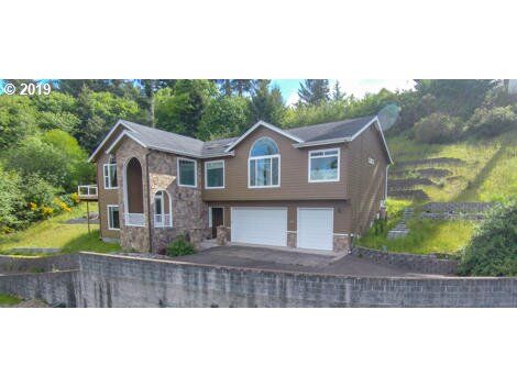 Property Photo: 3562 Jake Mann Ln OR 97439