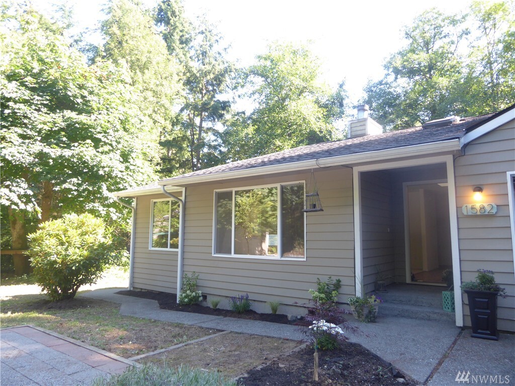 Property Photo:  1582 Elger Bay Rd  WA 98282 