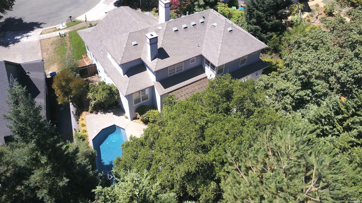 Property Photo: 3566 Aikin Place CA 95404