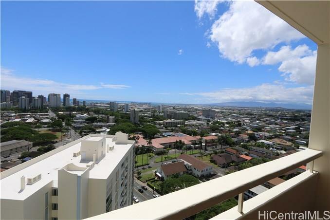 Property Photo:  2033 Nuuanu Avenue 22B  HI 96817 