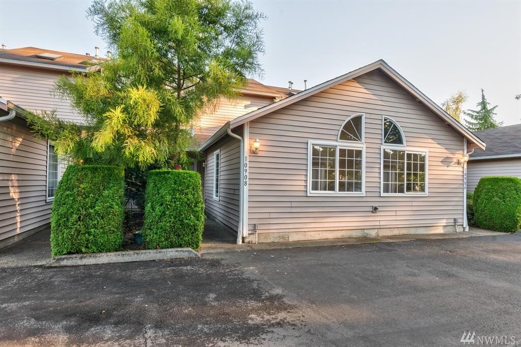 Property Photo: 10908 63rd St E WA 98372