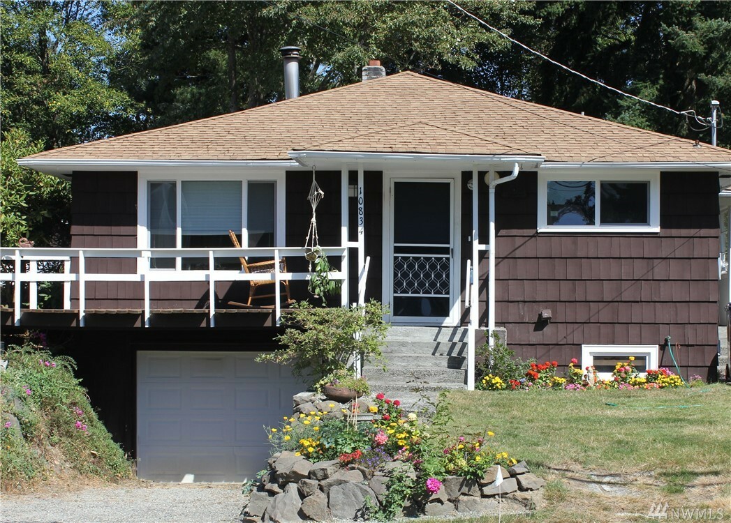 Property Photo:  10834 4th Ave S  WA 98168 