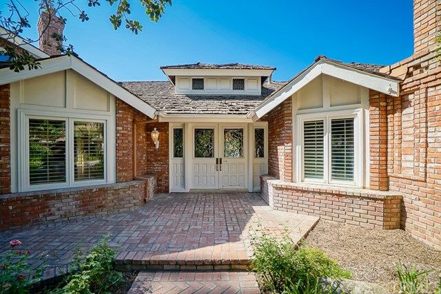 Property Photo:  6201 Appian Way  CA 92506 