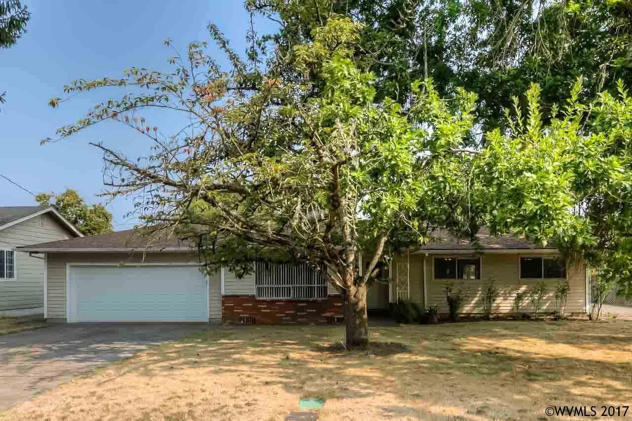 Property Photo: 4091 Glendale Av OR 97305