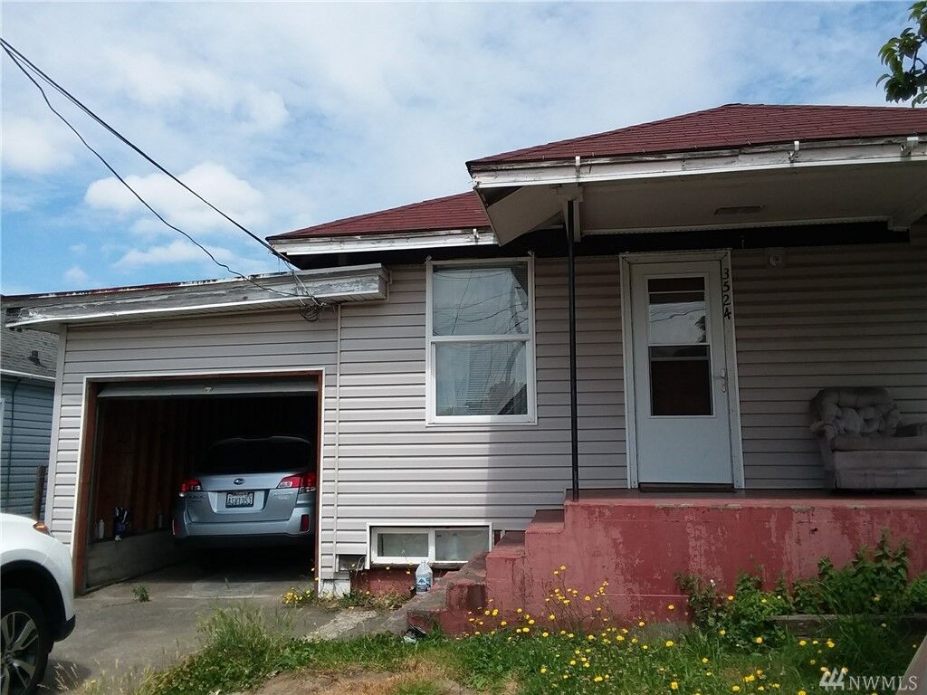 Property Photo:  3524 S Brandon St S  WA 98118 
