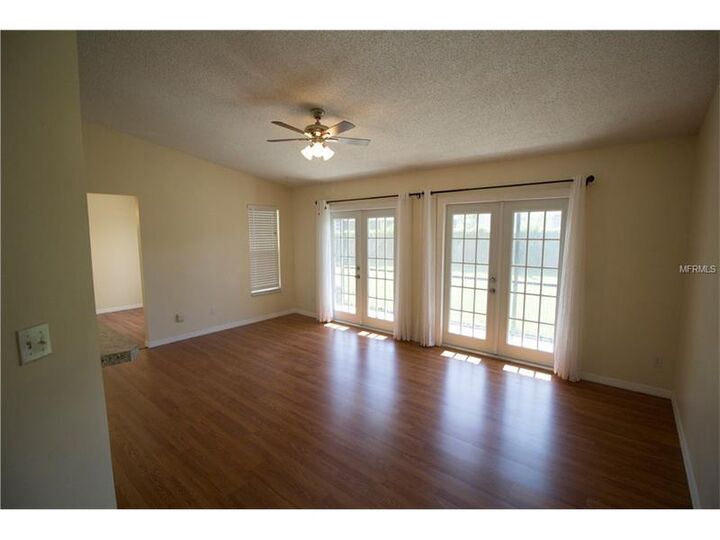 Property Photo: 227 Rapscallion Court FL 32828