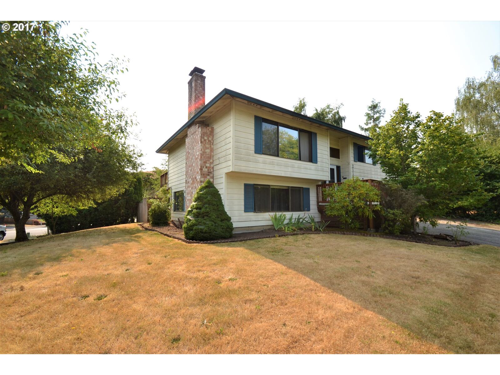 Property Photo:  21132 SW Martinazzi Ave  OR 97062 
