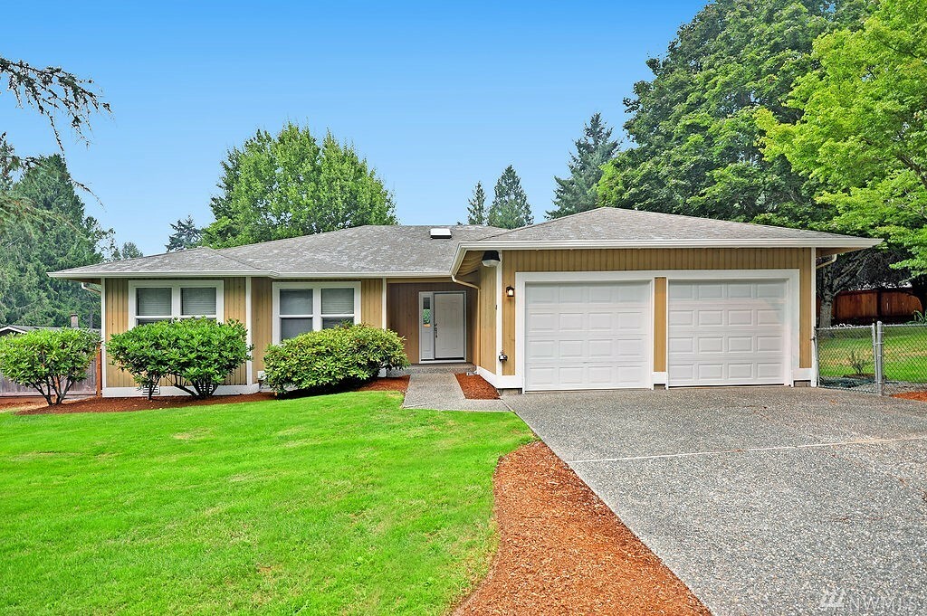 Property Photo:  20818 NE 91st St  WA 98053 