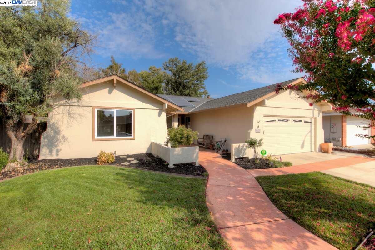 Property Photo:  1259 Shelburne Rd  CA 94551 