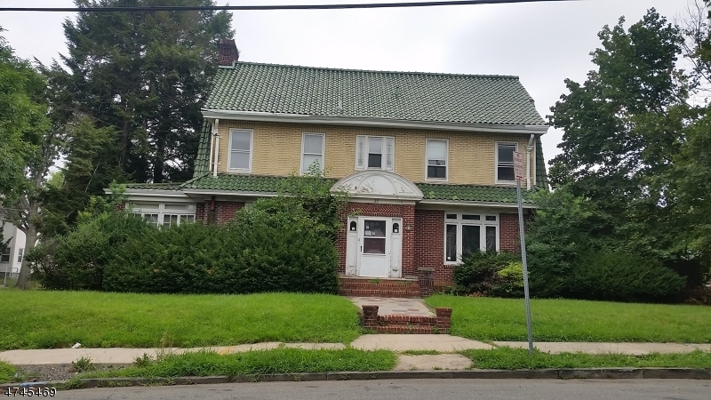 Property Photo:  61 Goldsmith Ave  NJ 07112 