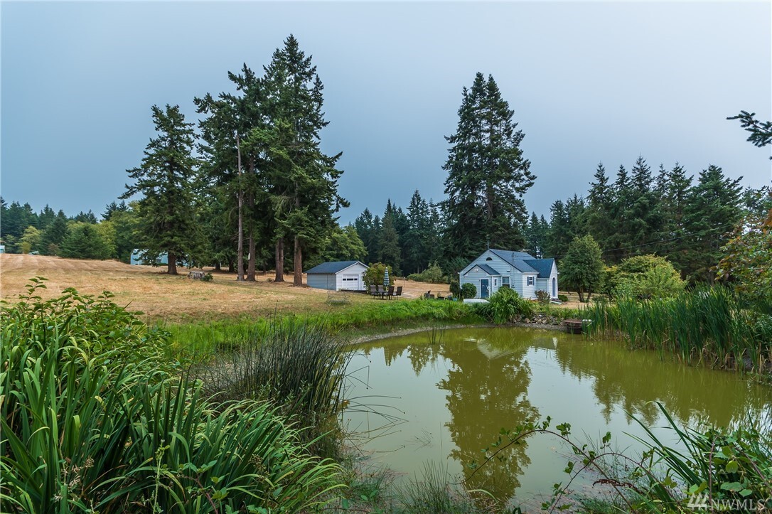 Property Photo: 3066 Taylor Rd WA 98277