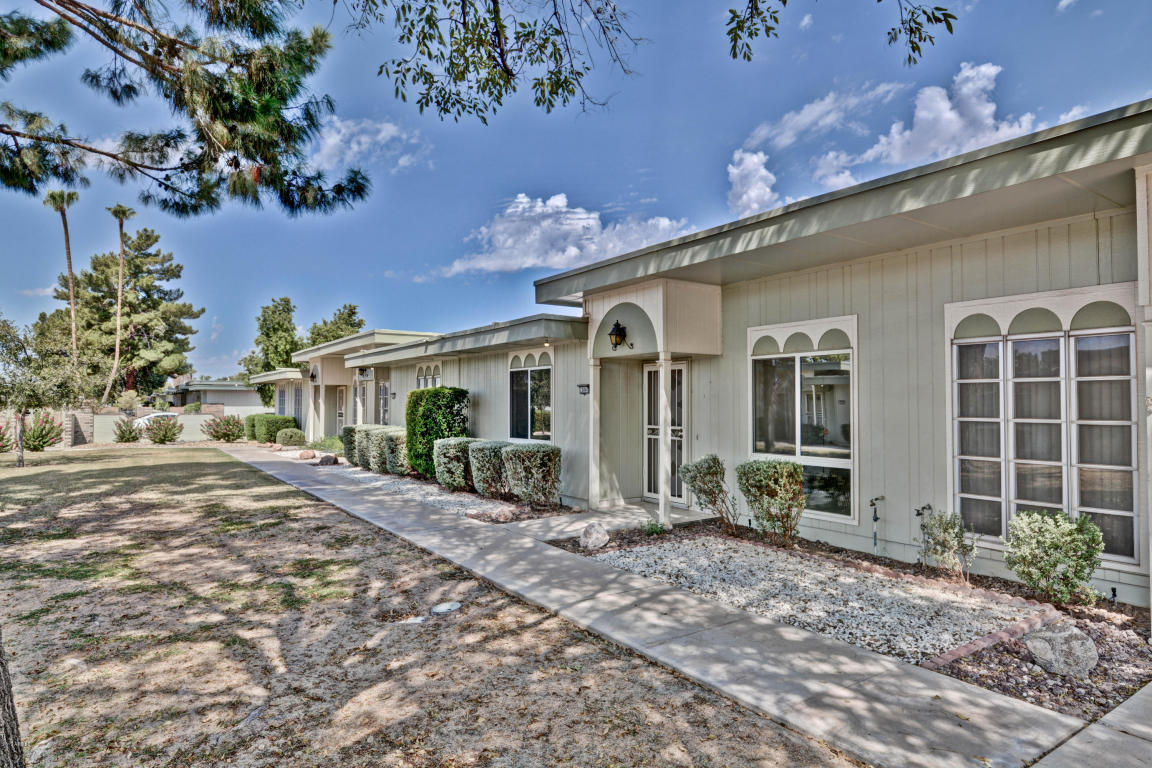 Property Photo: 13047 N 100th Avenue AZ 85351