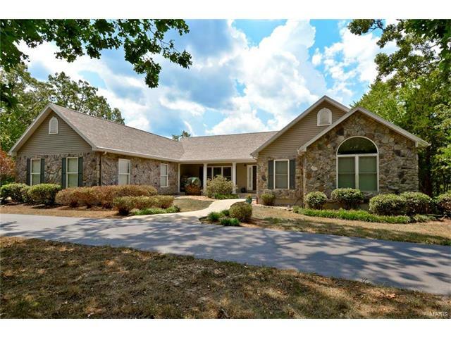 Property Photo: 3037 Brook Stone Road 63028