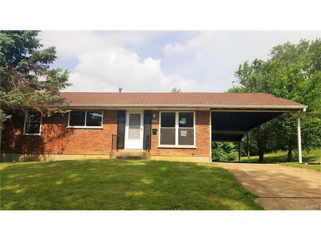 Property Photo: 617 Holland Avenue 63119