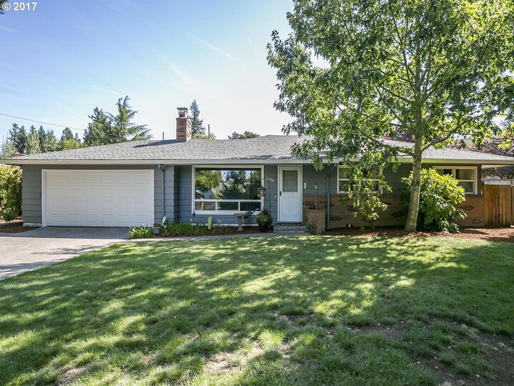 9880 SW Eagle Ln  Beaverton OR 97008 photo