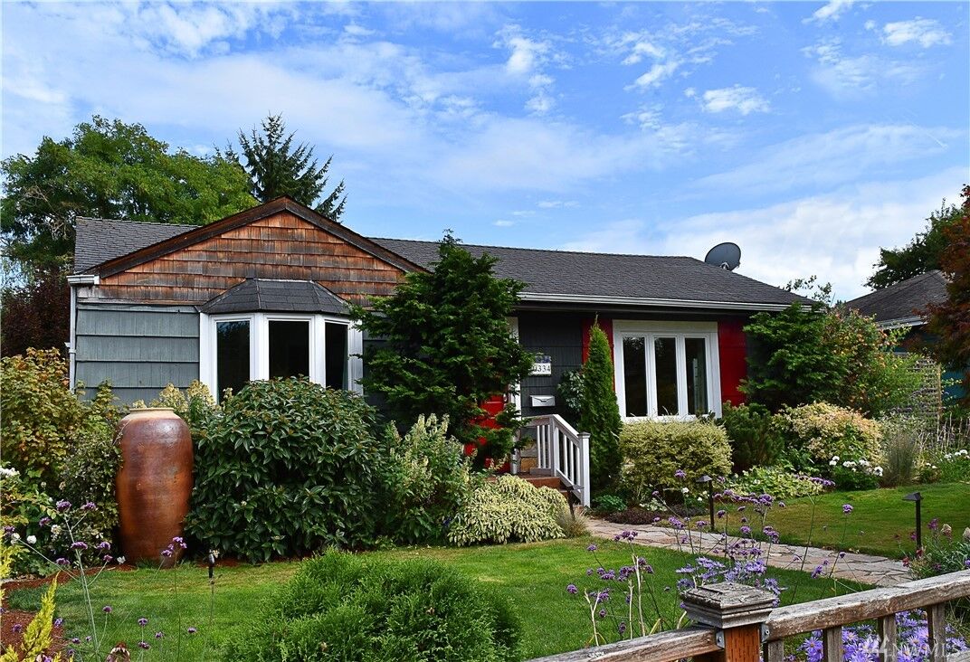 Property Photo: 10334 14th Ave NW NW WA 98177