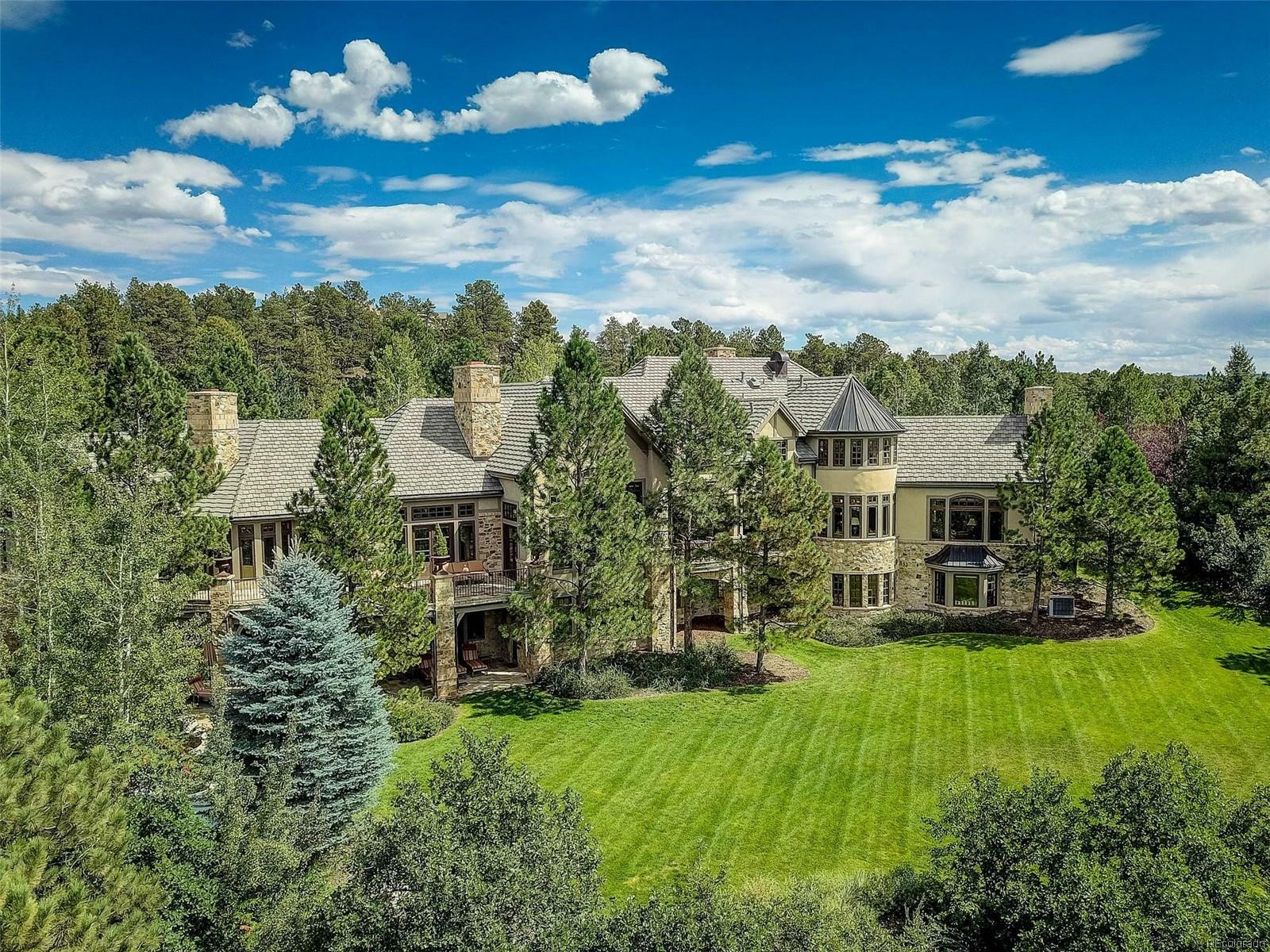 Property Photo: 7 Eagle Pointe Lane CO 80108