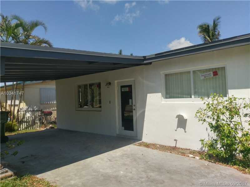 Property Photo:  855 NW 8 St  FL 33030 