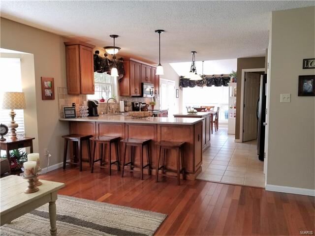 Property Photo:  4863 Greenburg Drive   63304 