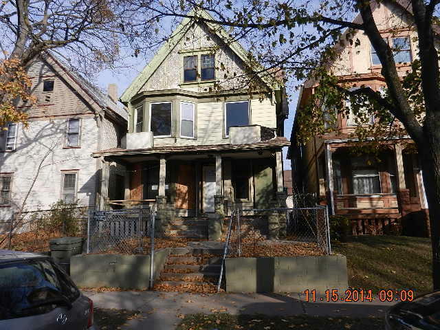 Property Photo:  3328 W Saint Paul Ave 3330  WI 53208 