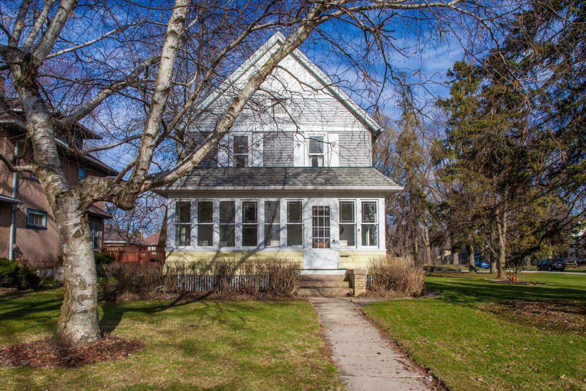 Property Photo:  228 Grand Ave  WI 53027 