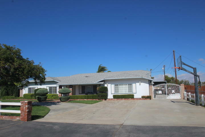 14780 La Habra Road  Victorville CA 92392 photo