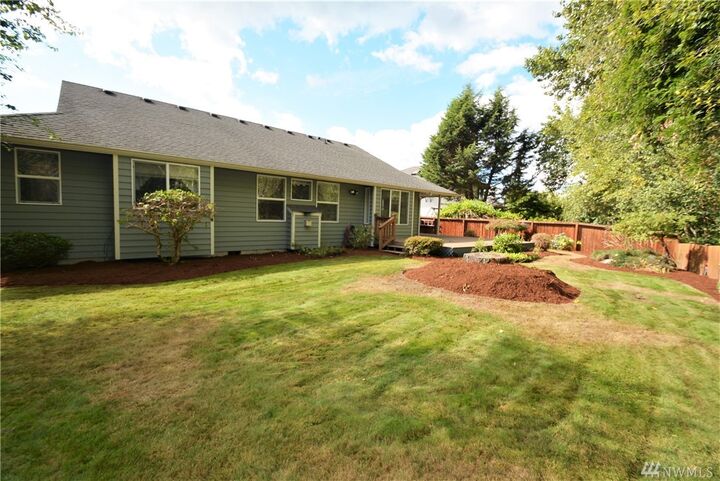 Property Photo:  7807 73rd Place NE  WA 98270 