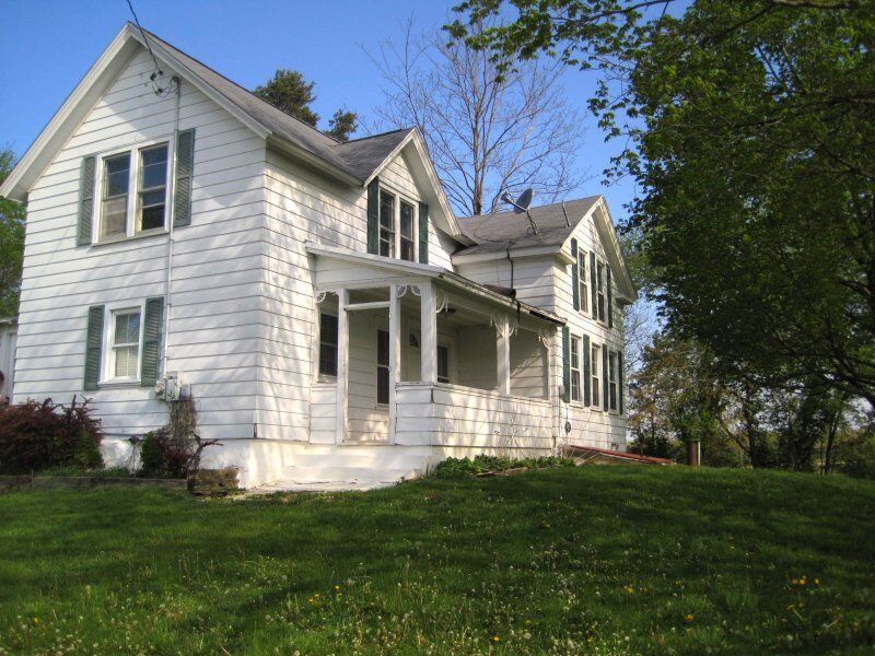 Property Photo:  N2889 Retzlaff Rd  WI 53538 