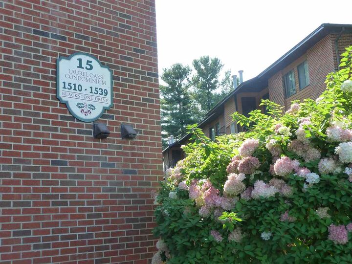 Property Photo: 15 Blackstone Drive 24 NH 03063