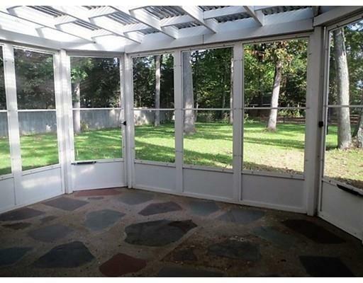 Property Photo: 57 Rosedell Dr MA 01085