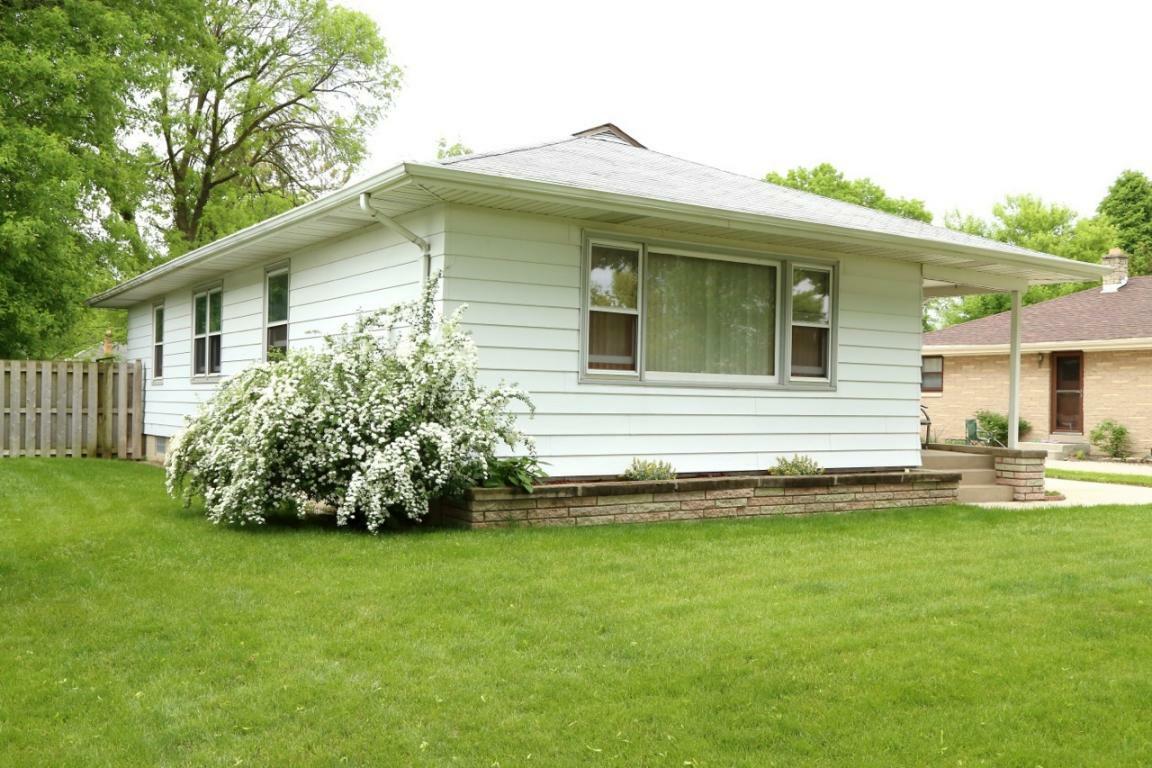 Property Photo:  1437 W Custer Ave  WI 53209 