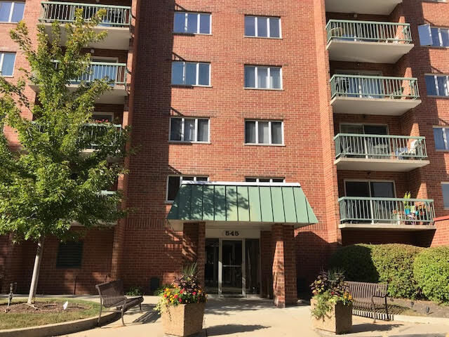 Property Photo:  545 River Road 608  IL 60016 