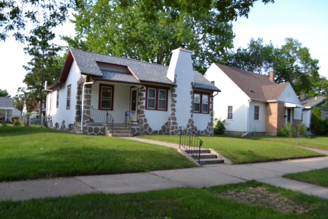 Property Photo:  2139 Adams St  WI 54601 