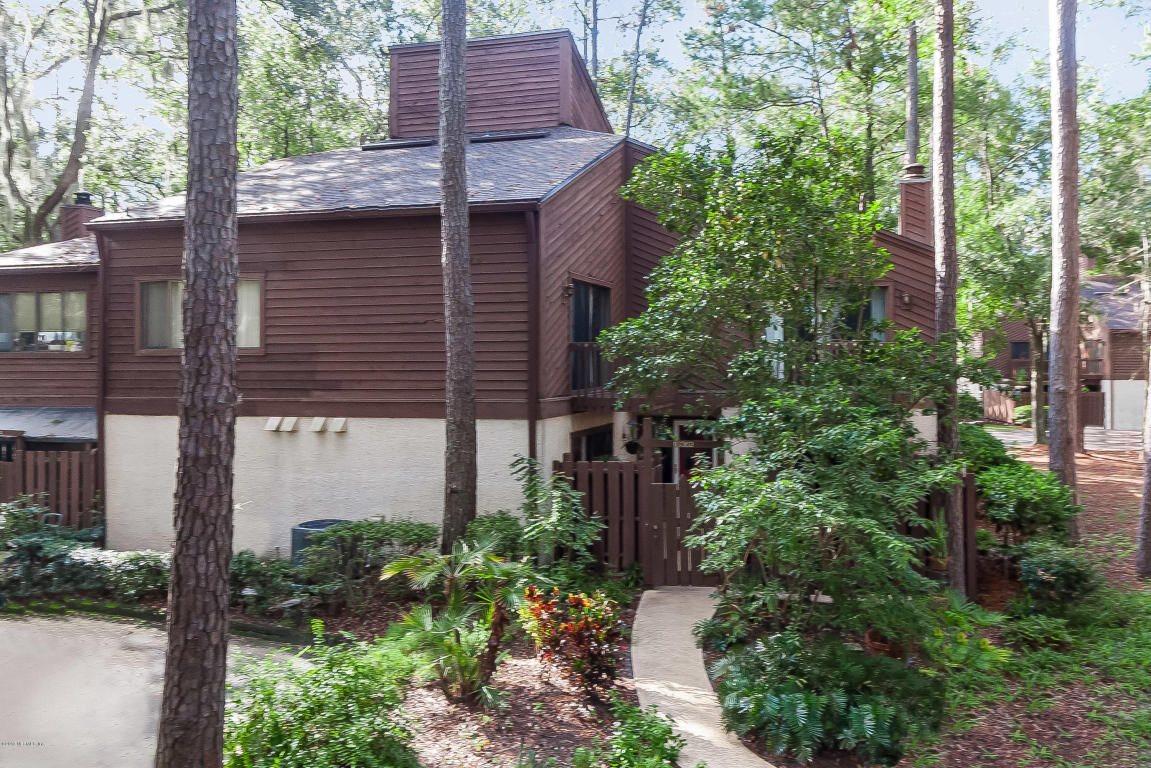 Property Photo:  10362 Big Tree Lane  FL 32257 