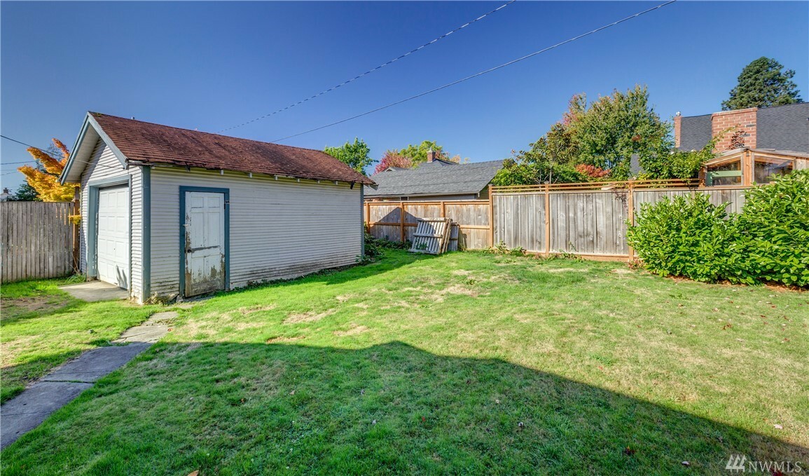 Property Photo:  2605 F St  WA 98225 