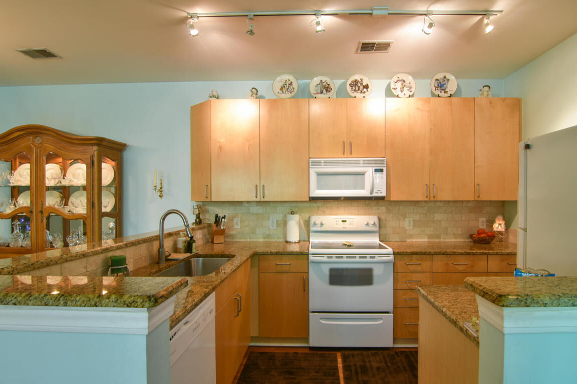 Property Photo: 1458 Belcourt Lane SC 29466
