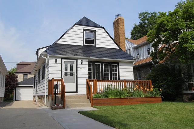 Property Photo: 4493 N Woodburn St WI 53211
