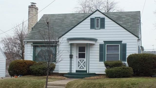 Property Photo:  947 Perkins Ave  WI 53186 