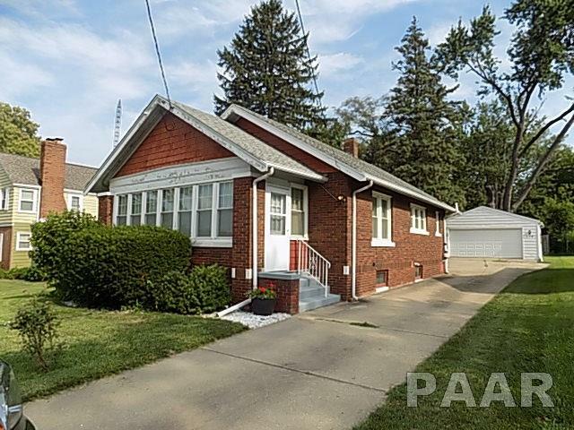 Property Photo:  519 W Glen  IL 61614 