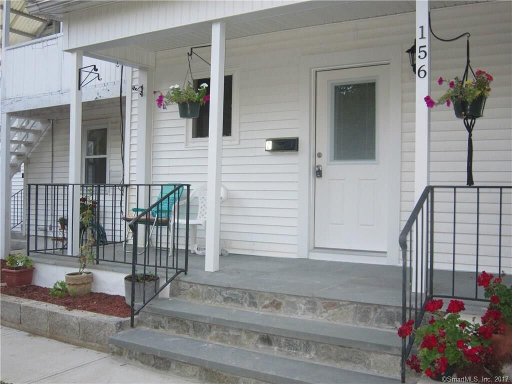 Property Photo: 156 West Main Street 2 CT 06460