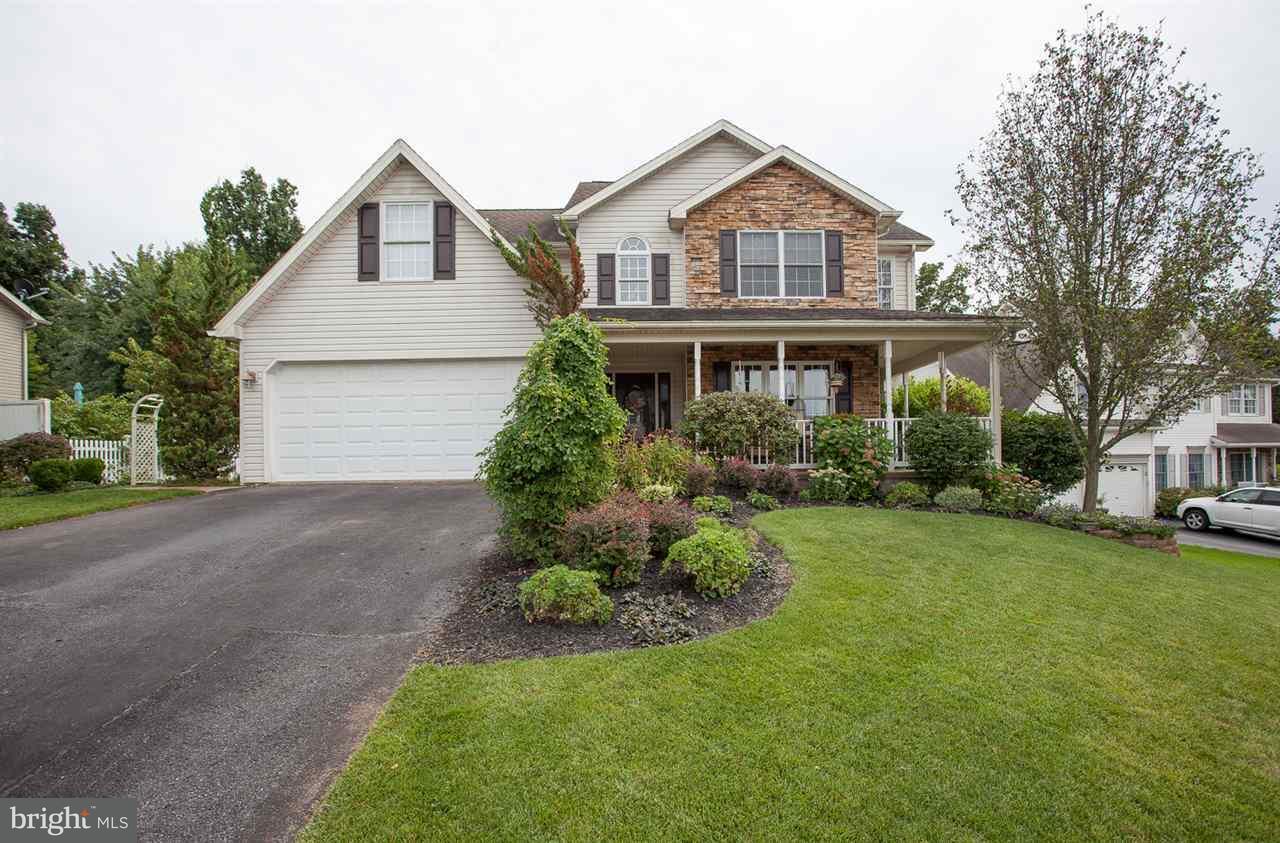 Property Photo: 55 Winterberry Lane PA 17319