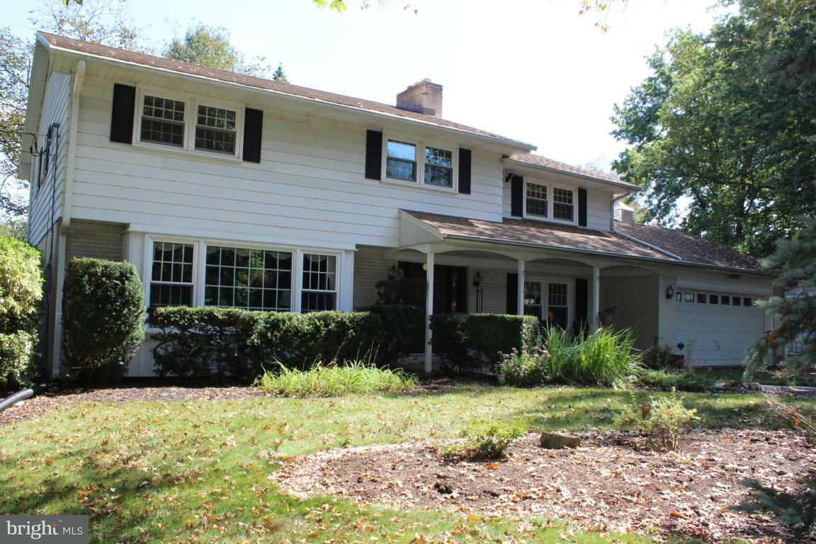 Property Photo:  1135 Aquilla Drive  PA 17601 