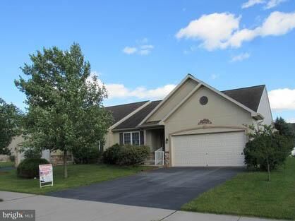Property Photo:  3453 Green Leaf Drive  PA 17552
