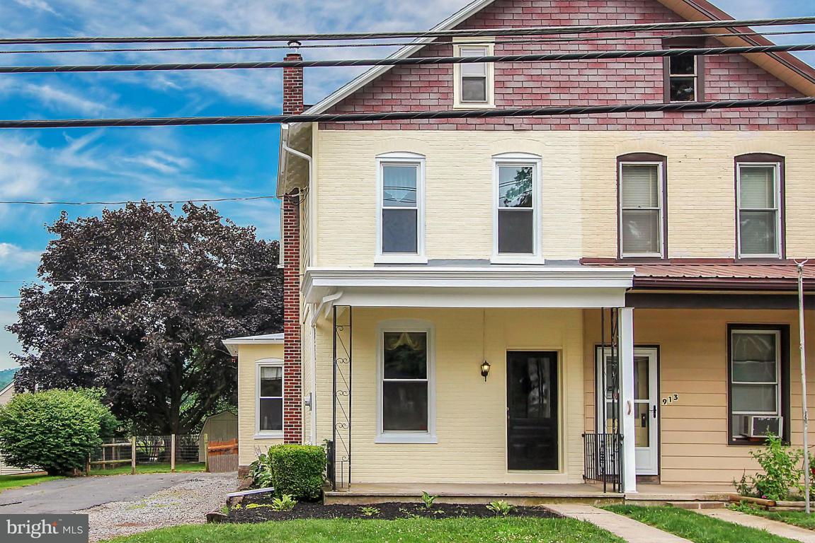 Property Photo: 915 N 6th Street PA 17517