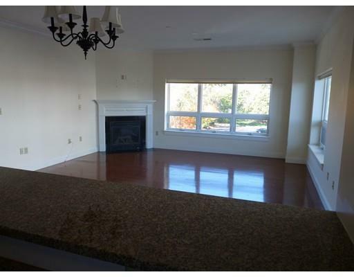 Property Photo: 527 Pawtucket Blvd 309 MA 01854