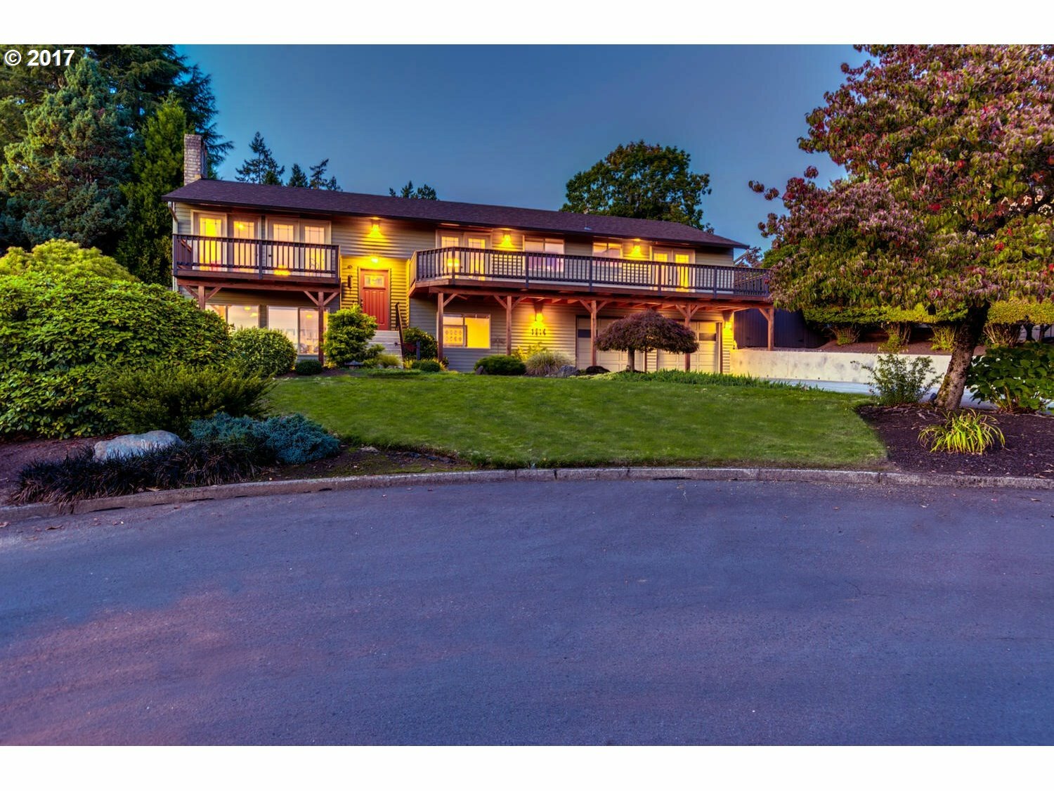 Property Photo: 1216 NW 79th Cir WA 98665