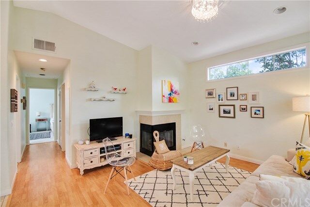 Property Photo:  4 Via Descanso  CA 92688 