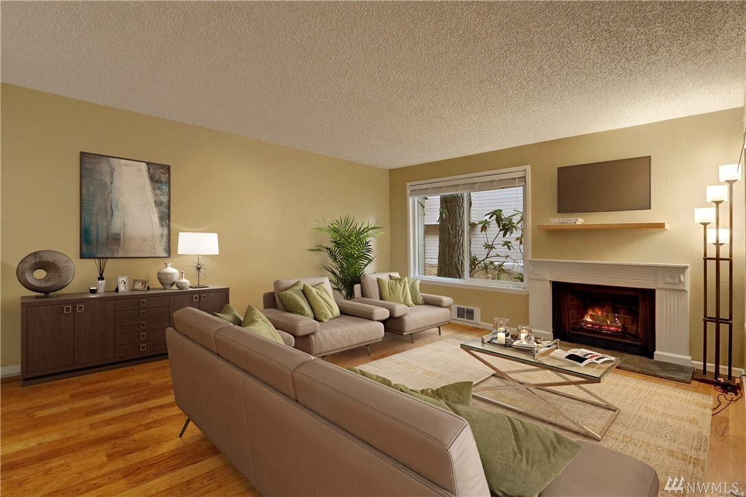 Property Photo:  14530 NE 44th St L3  WA 98007 