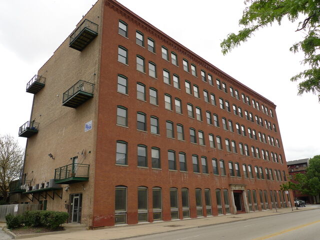 Property Photo:  1900 S Clark Street 101  IL 60616 